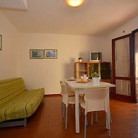 Wonderful With Private Garden In